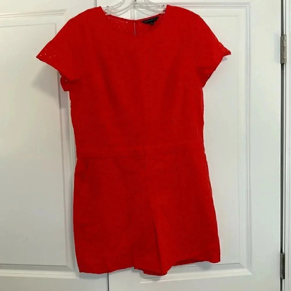 Banana Republic Eyelet Romper Red Glow Size 8 - Picture 8 of 8